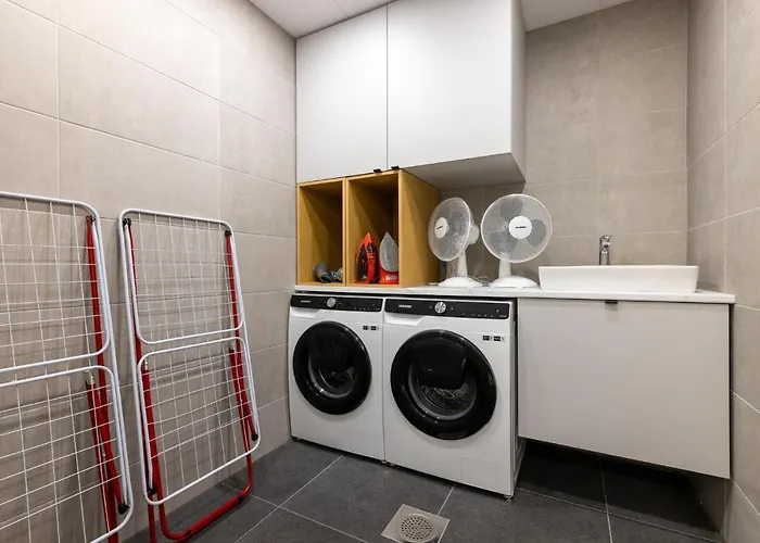 Bright Work&study With Rest Area 塔林